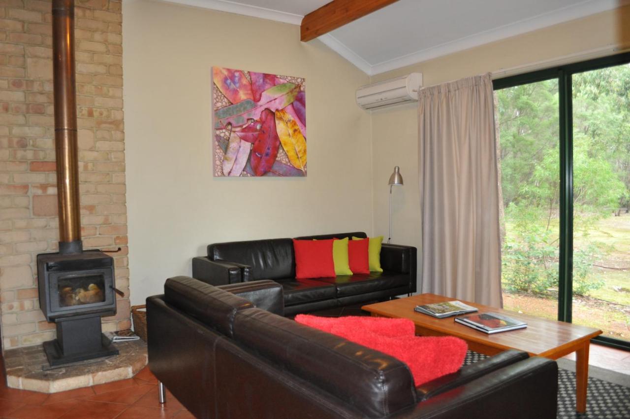 Karri Valley Chalets Pemberton Bagian luar foto